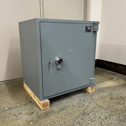 Pre-Owned TL-30 Safe w/Top Drop