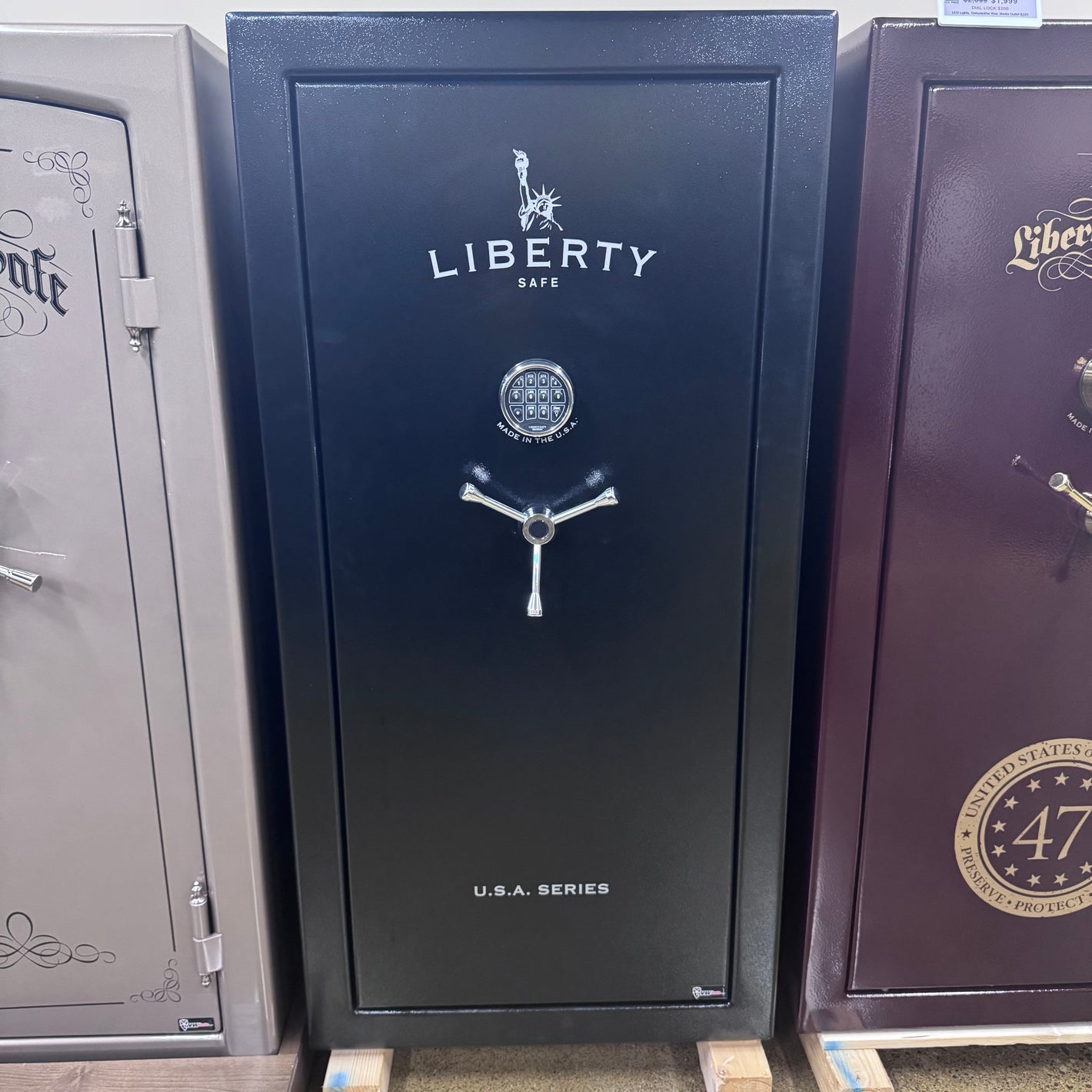 Pre-Owned Liberty USA 23/30